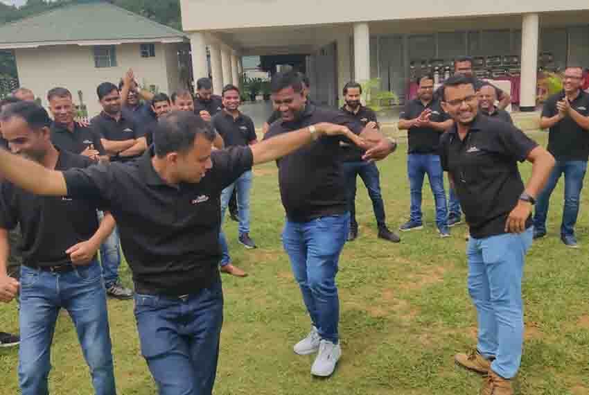 Team Building Activities Dal Lake Srinagar