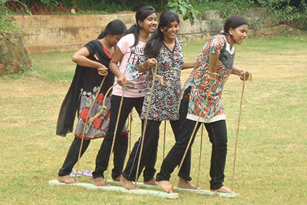 Quadruped, Plank Walk Team Building Activity