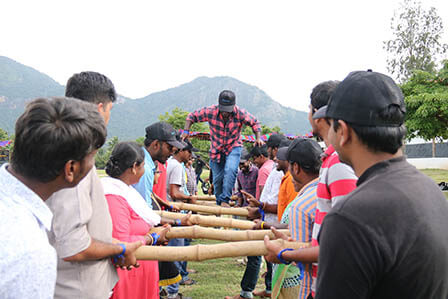 Human Ladders Team Building Activity