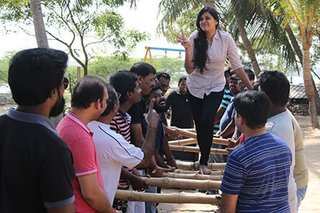 Human Ladders Team Building Activity