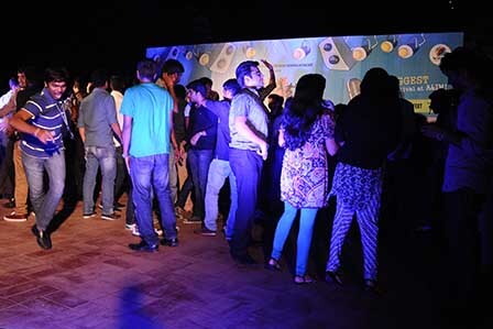 Best Engagement Party Games and Activities