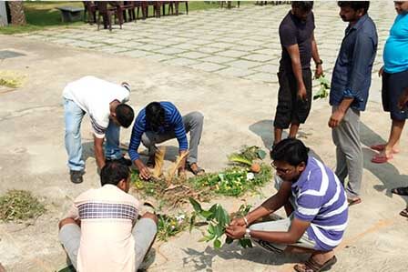 Art in Nature Team Building