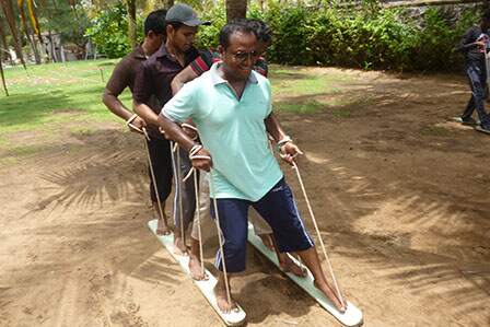 Quadruped, Plank Walk Team Building Activity
